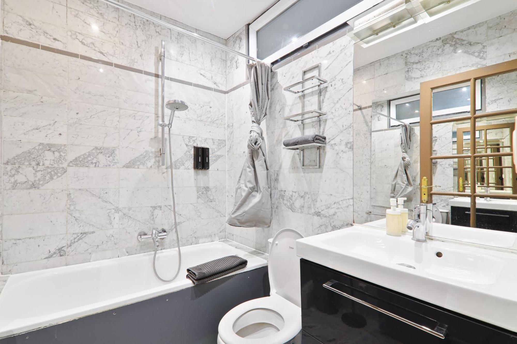 Appartement Quartier Champs-Elysees Free Netflix Paris Dış mekan fotoğraf